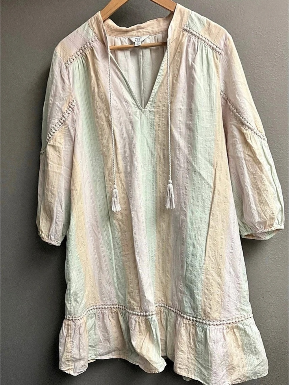 Crown & Ivy Pastel Striped Mini Dress in Pink & Green Size Large Like New